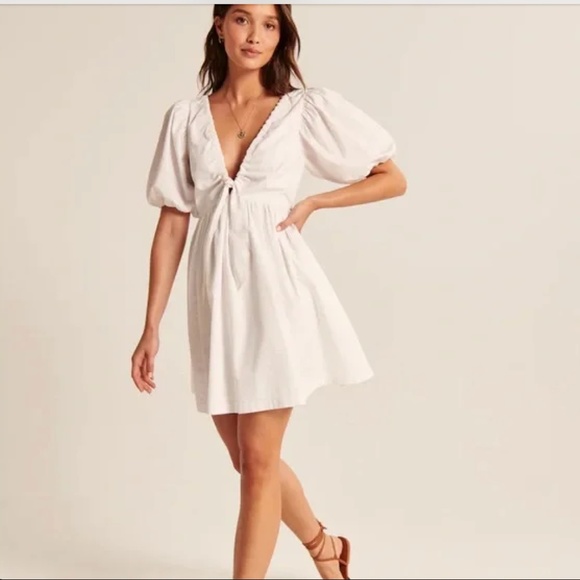 Abercrombie & Fitch Dresses & Skirts - Abercrombie & Fitch White Cinch-Front Poplin Mini Dress Large Tall NWT
